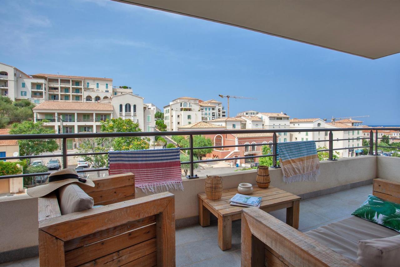 Ferienwohnung La Marinella - Charmant Appt Climatise LʼÎle-Rousse Exterior foto
